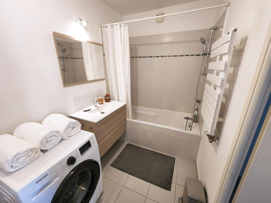 Bel Avec Terrasse Et Clim Apartamento