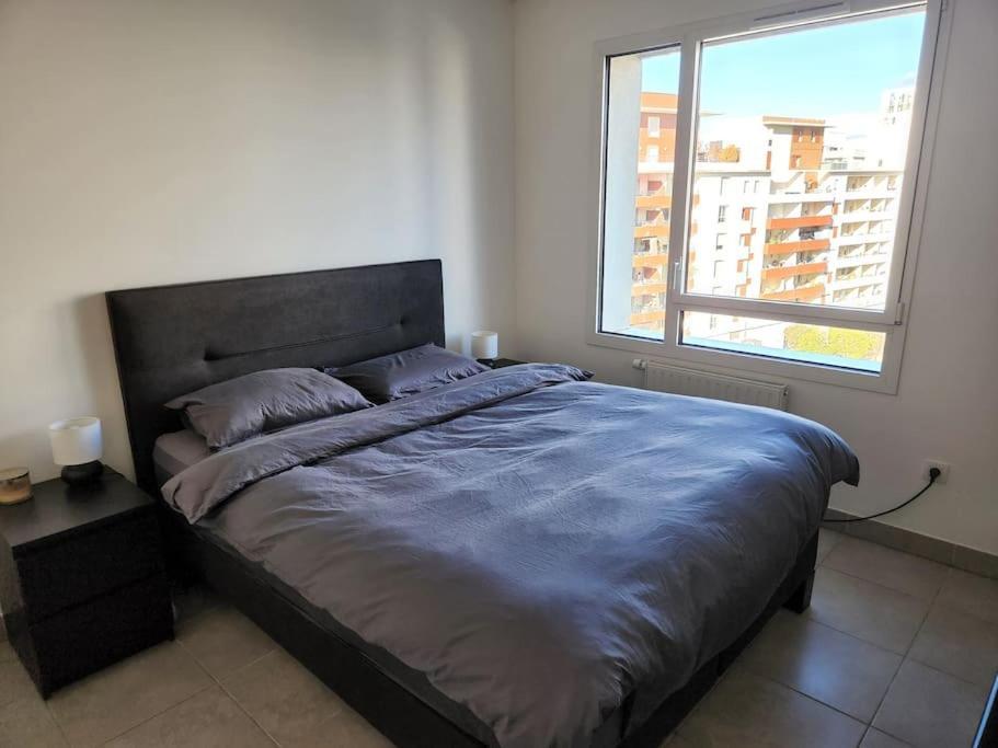 Bel Avec Terrasse Et Clim Apartamento *